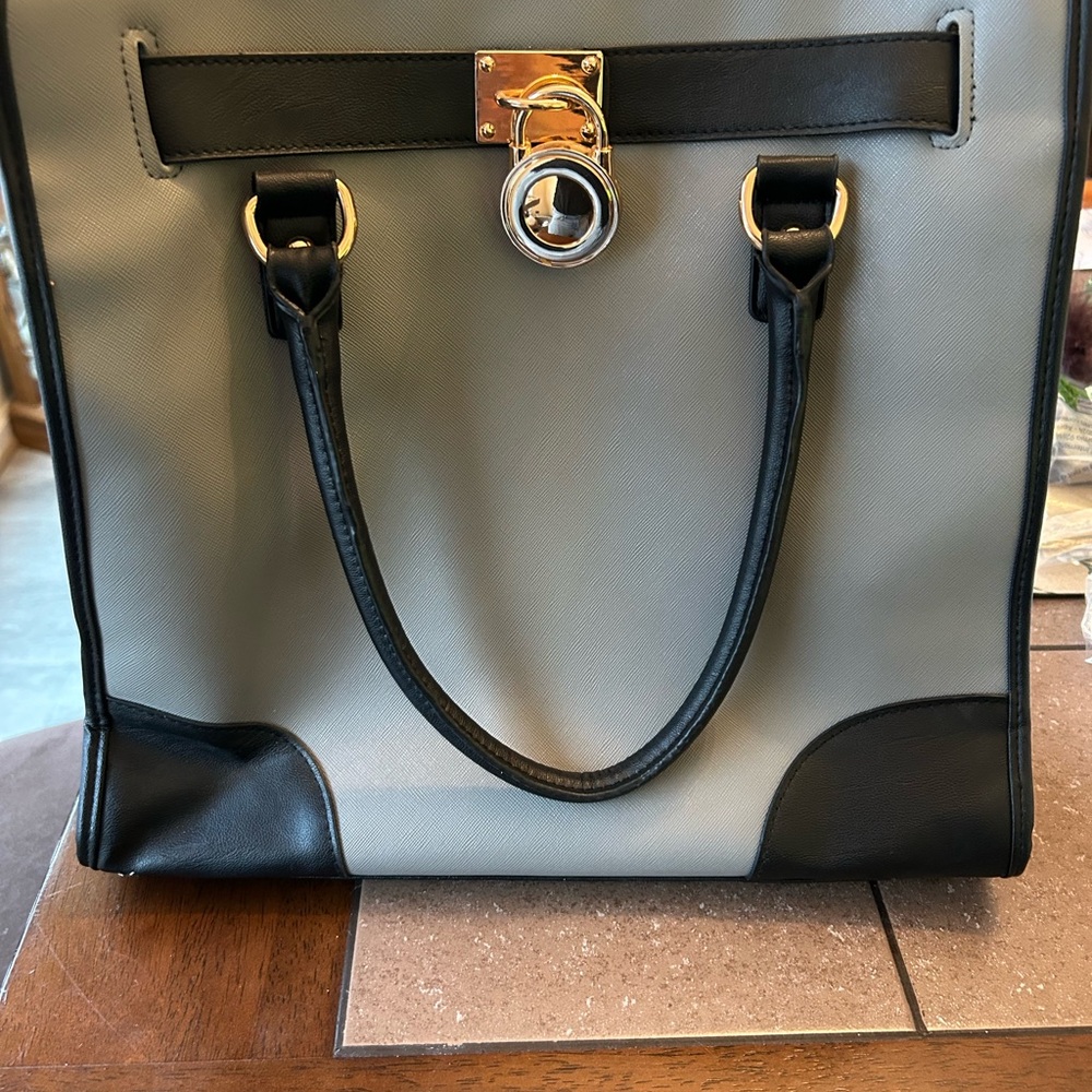 Cato Elegant Black and Gray Women's Tote Bag